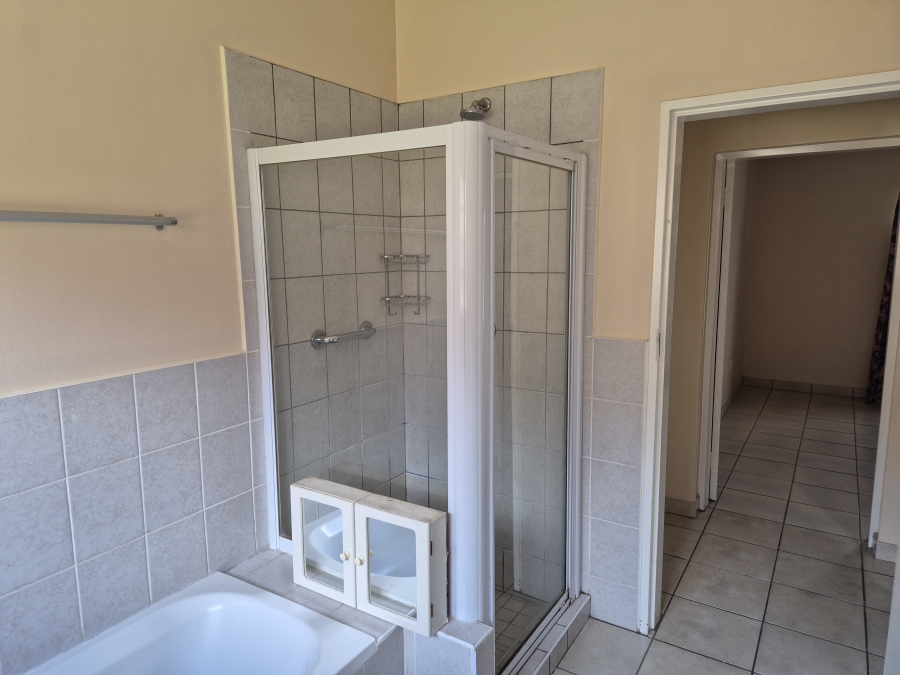 2 Bedroom Property for Sale in Flamwood North West